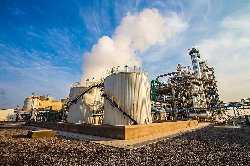 產(chǎn)融結(jié)合驅(qū)動(dòng)化企全球擴(kuò)張--2017中國國際石油化工大會(huì)回眸之三